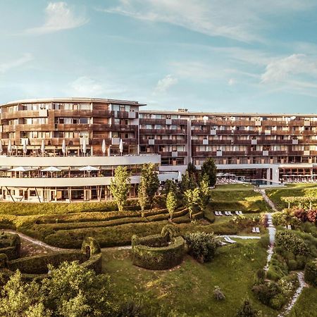 Falkensteiner Balance Resort Stegersbach - Adults Only Εξωτερικό φωτογραφία The new building of the University Hospital of Western Ontario
