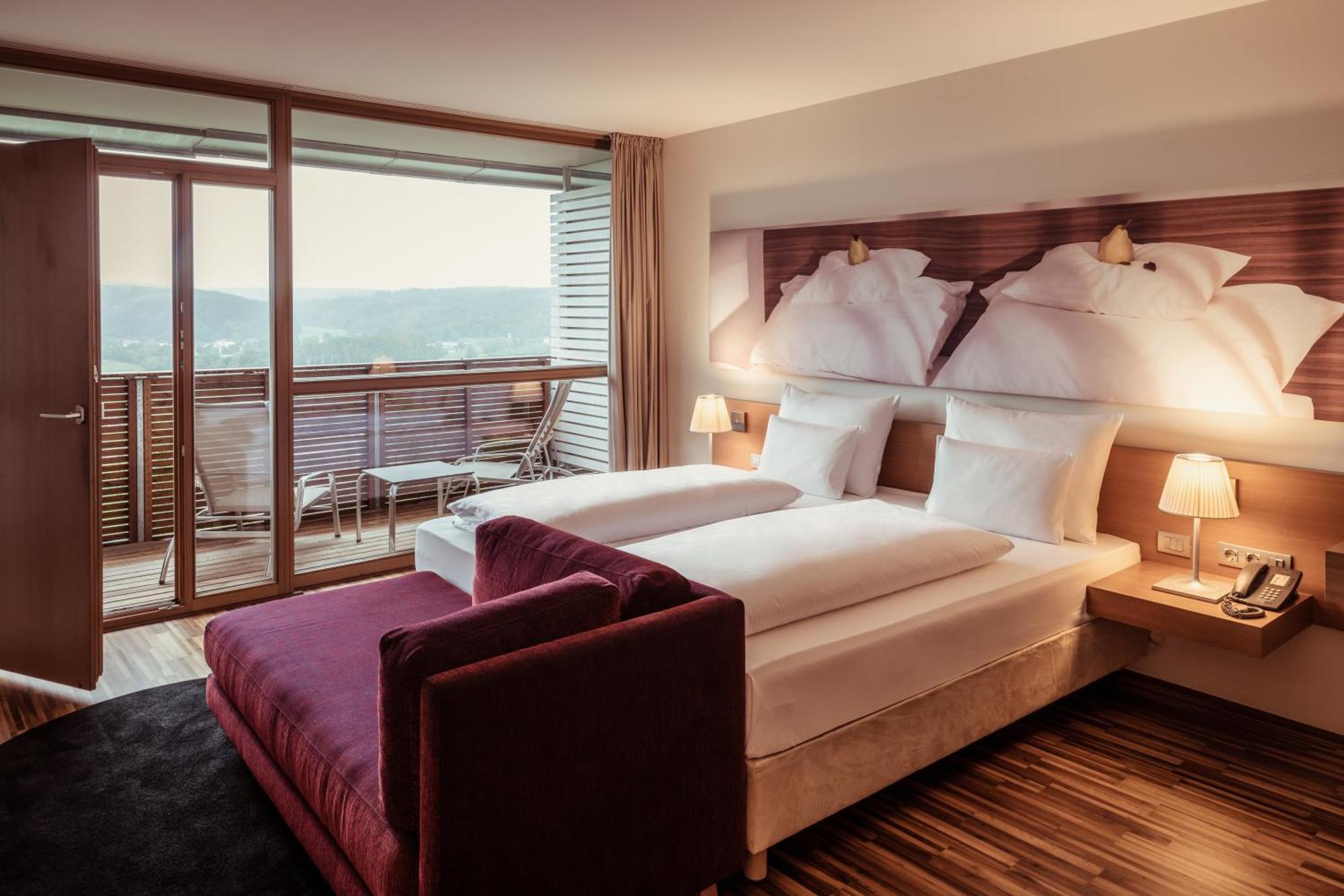 Falkensteiner Balance Resort Stegersbach - Adults Only Δωμάτιο φωτογραφία A room at the Hotel