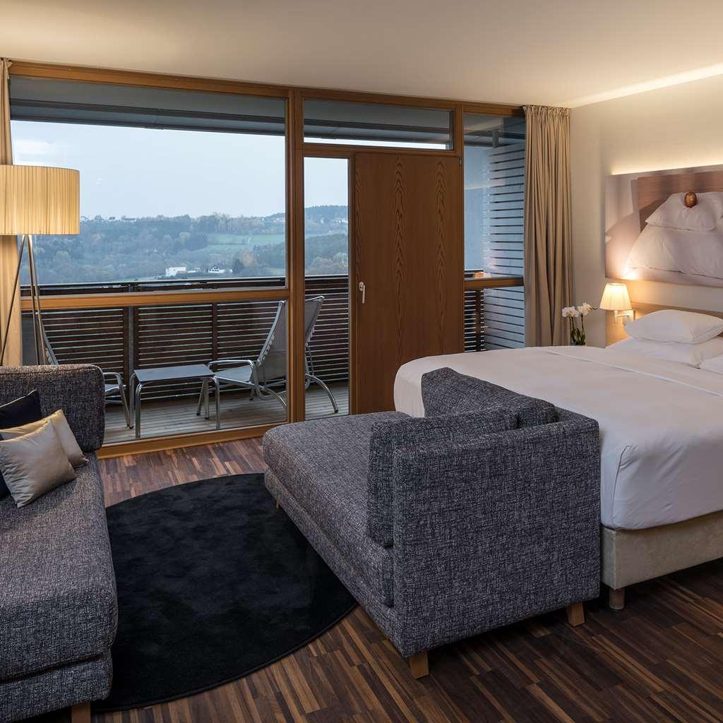 Falkensteiner Balance Resort Stegersbach - Adults Only Δωμάτιο φωτογραφία A room at the Hotel